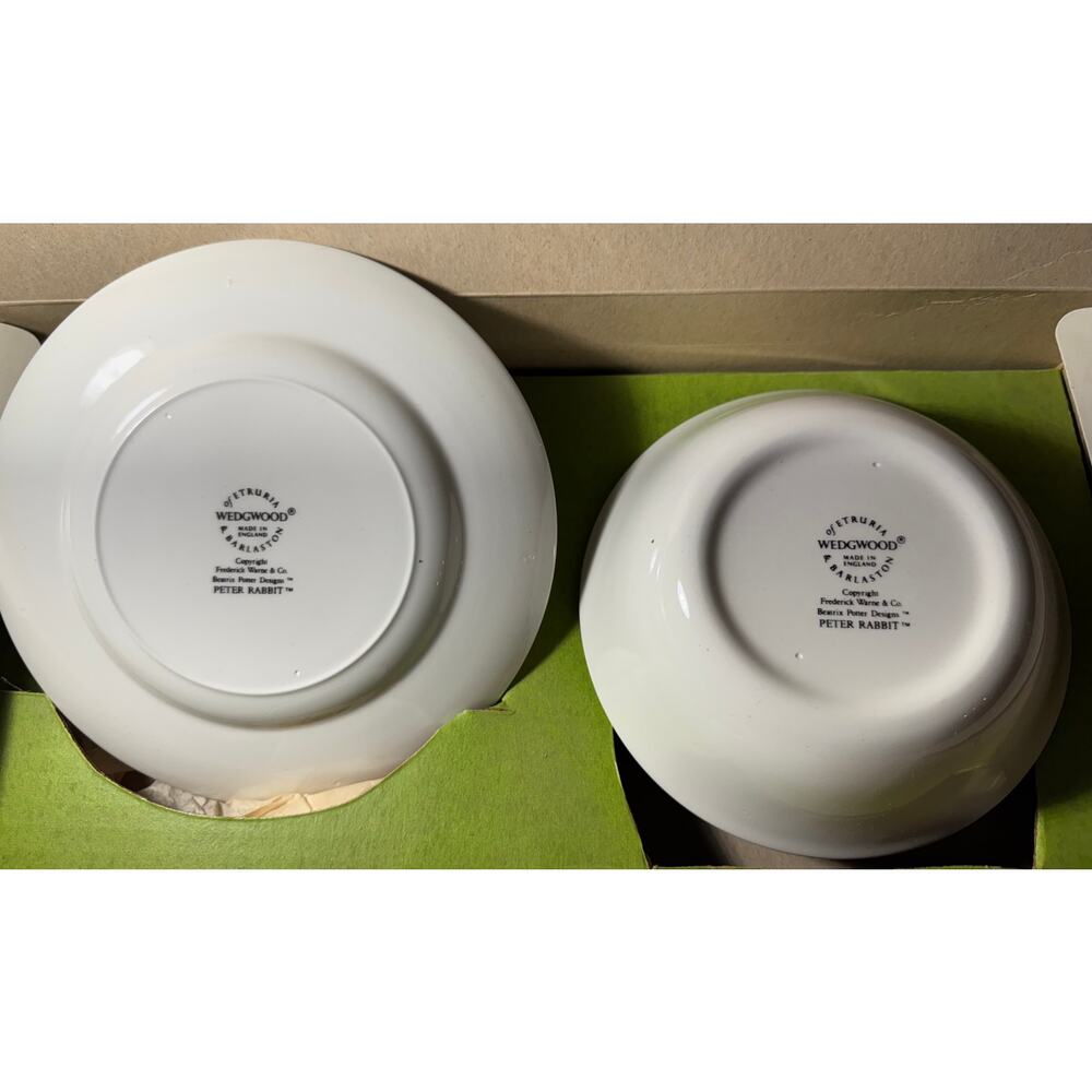 Vintage Wedgwood Beatrix Potter Mrs Tiggy Winkle 3 Piece Dish Set Plate Cup Bowl - Picture 9 of 11